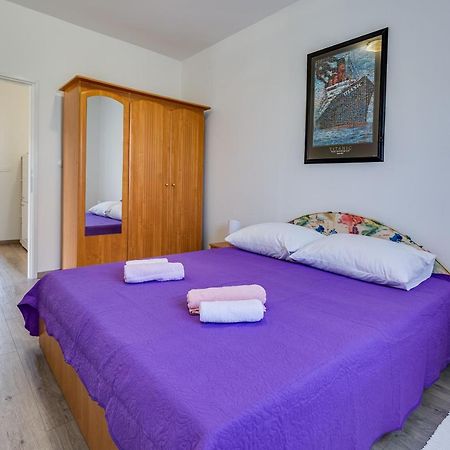 Apartment A & J Petrcane Buitenkant foto