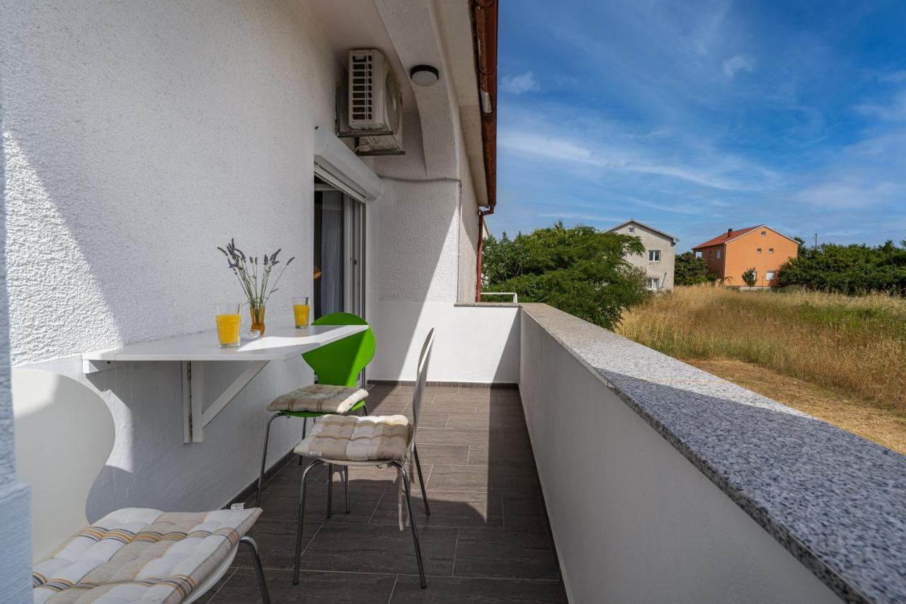 Apartment A & J Petrcane Buitenkant foto