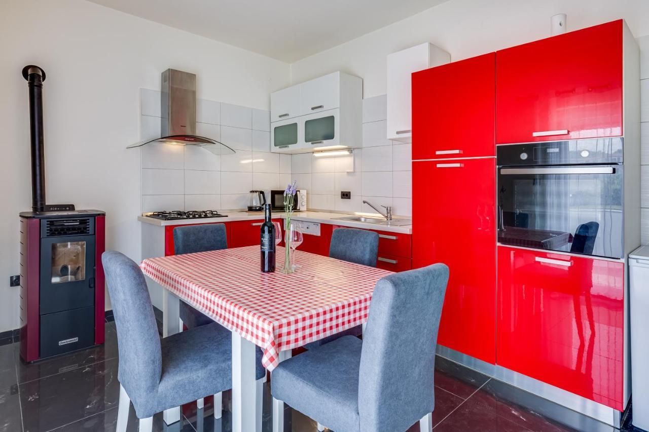 Apartment A & J Petrcane Buitenkant foto