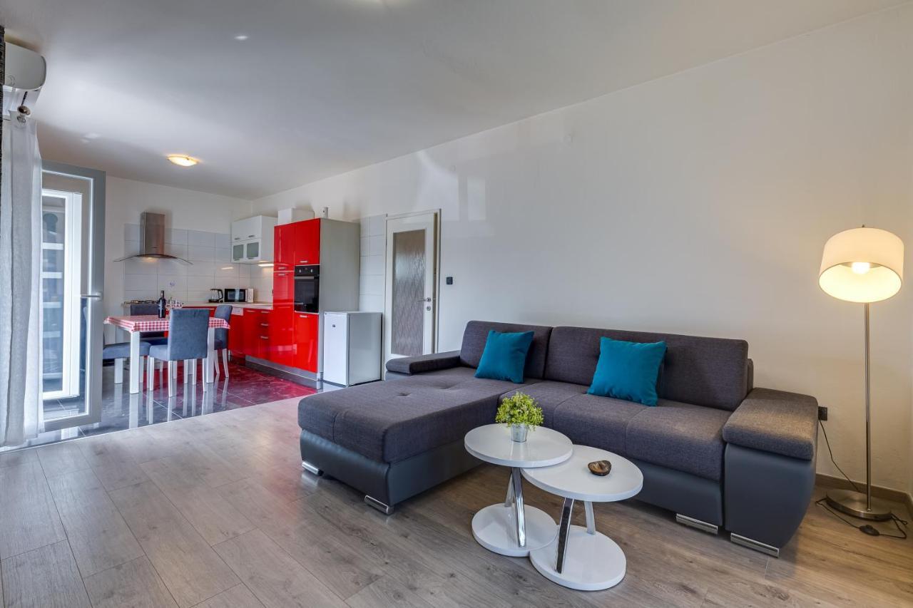Apartment A & J Petrcane Buitenkant foto